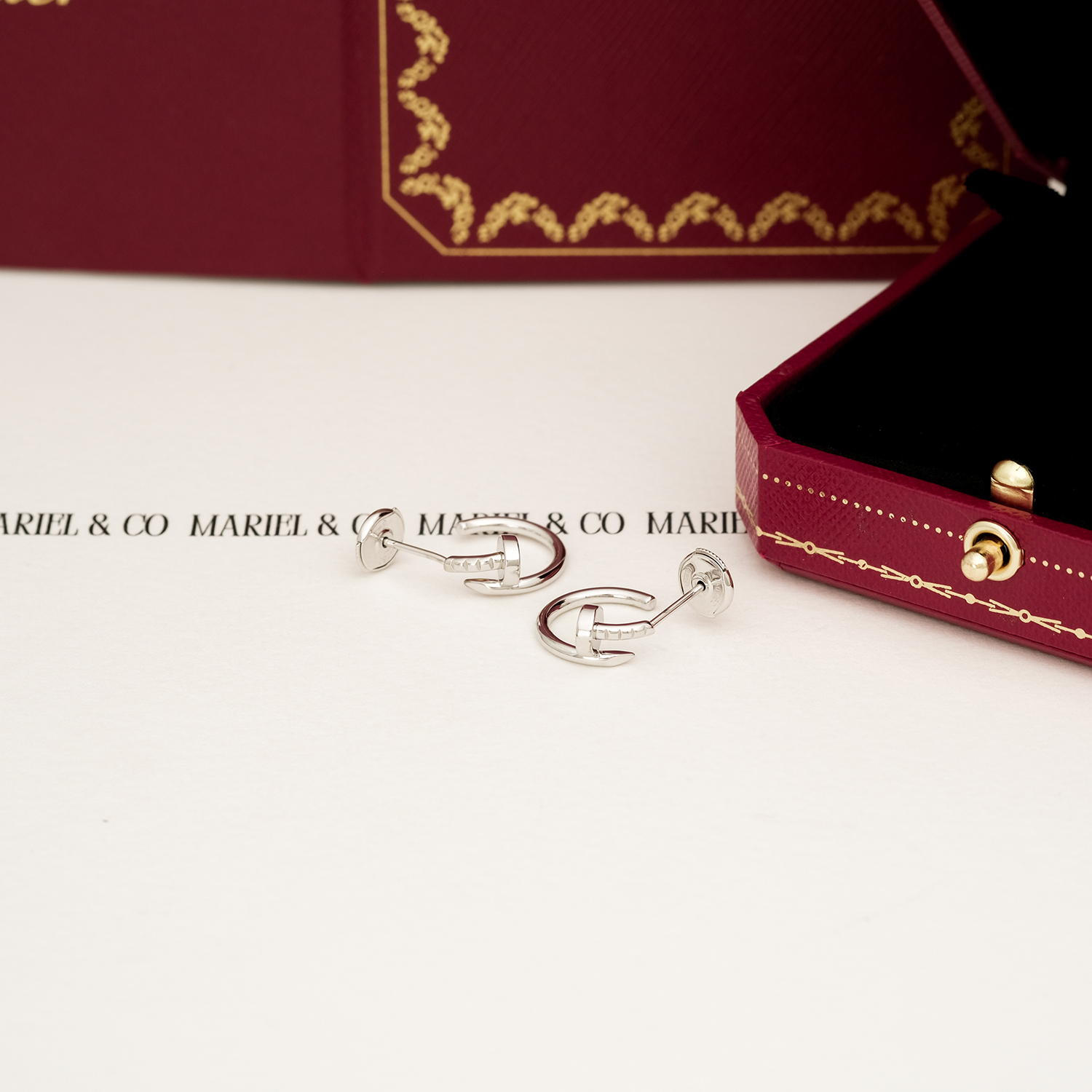 JUC EARRINGS, WHITE GOLD