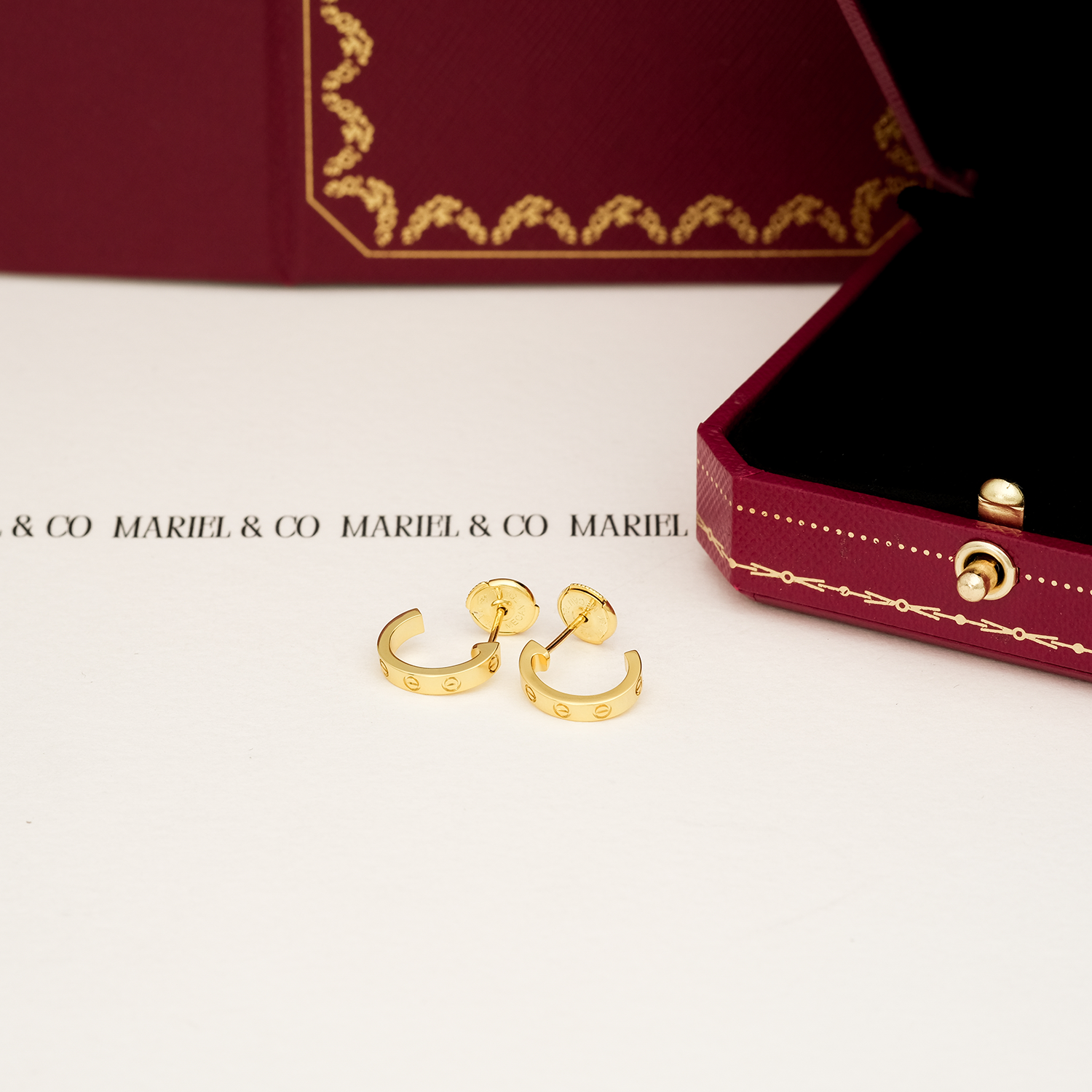 L EARRINGS SMALL MODEL, YELLOW GOLD