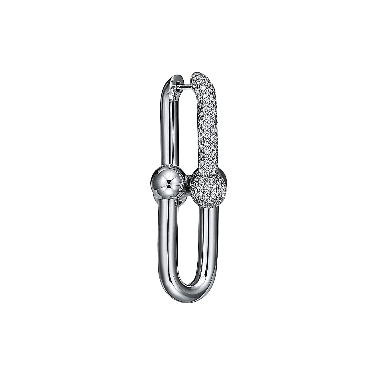 H LARGE LINK EARRINGS WITH PAVÉ DIAMONDS, WHITE GOLD